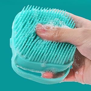 Pet Grooming Bath Massage Brush with Soap and Shampoo Dispenser Soft Silicone Bristle for Long Short Haired Dogs Cats Shower